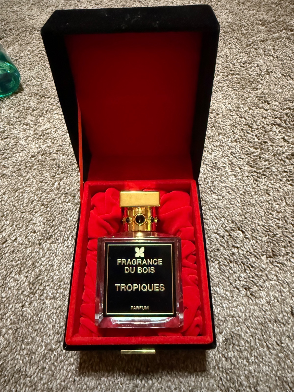 Fragrance Du Bois Tropiques — photo from the seller